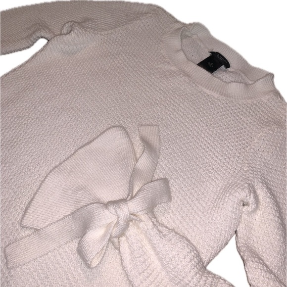 Ann Taylor Cream Ruffle Bell Sleeve Bow Cuff Waffle Knit Crew Neck Sweater Small - Picture 2 of 7